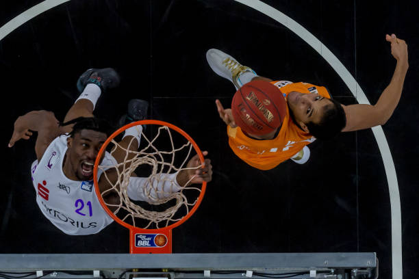 宁长传出边 宁长传出边